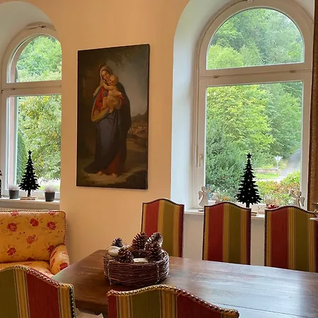 Residential&guesthouse Living Fuerstenbau